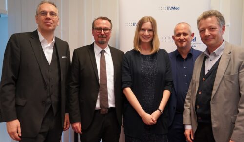 Referenten des BVMed-Digital-Talks 2020 (v.l.): Dr. Marc-Pierre Möll, Sebastian Lempfert, Natalie Gladkov, Detlef Chruscz, Prof. Dr. Thomas Zahn (Fotos: BVMed)