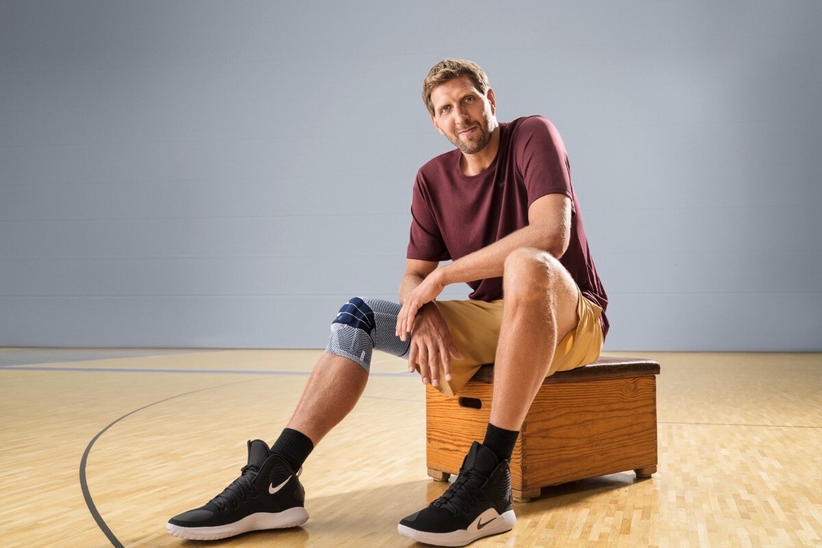Dirk Nowitzki bleibt weltweiter Markenbotschafter von Bauerfeind. (Foto: Bauerfeind)