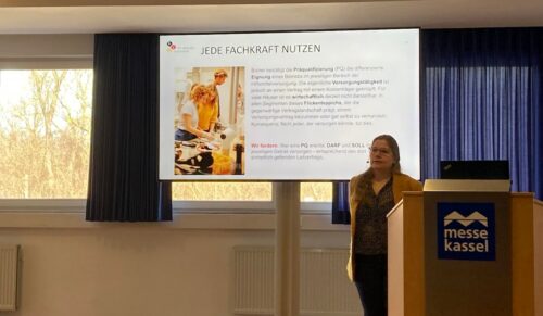 Kirsten Abel, Generalsekretärin von  „Wir versorgen Deutschland“, informierte auf der Expolife in Kassel über die aktuellen politischen Entwicklungen. (Foto: Redaktion)