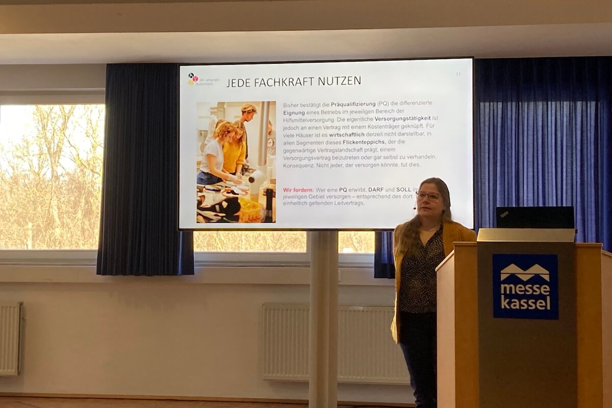 Kirsten Abel, Generalsekretärin von  „Wir versorgen Deutschland“, informierte auf der Expolife in Kassel über die aktuellen politischen Entwicklungen. (Foto: Redaktion)
