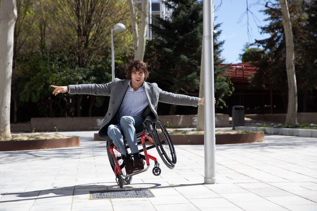 Küschall stellt ein Magazin für aktive Rollstuhlfahrer vor. (Foto: Küschall)