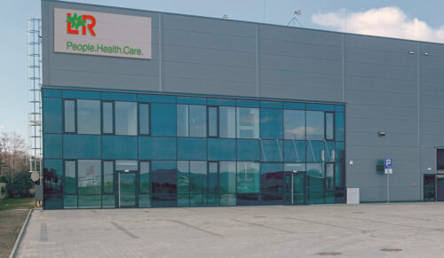 Das neue Logistik-Center von L&R in Posen. (Foto: Lohmann & Rauscher)