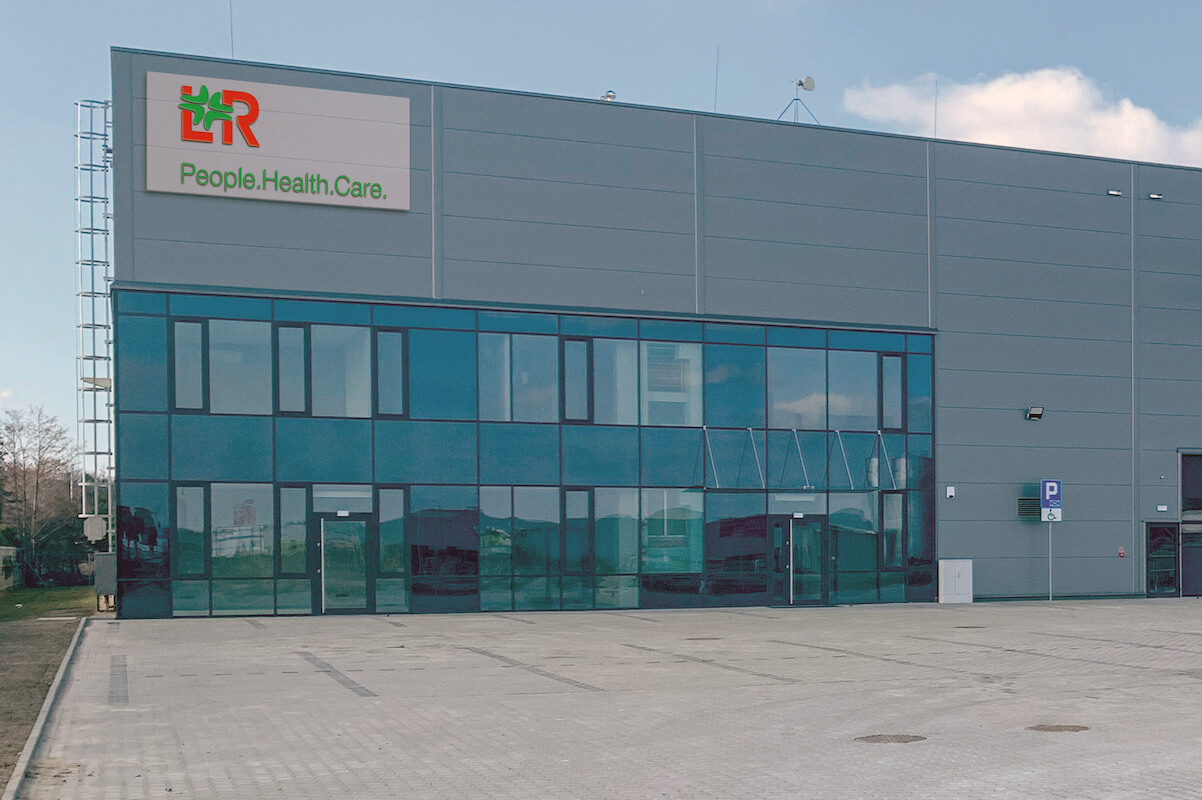 Das neue Logistik-Center von L&R in Posen. (Foto: Lohmann & Rauscher)