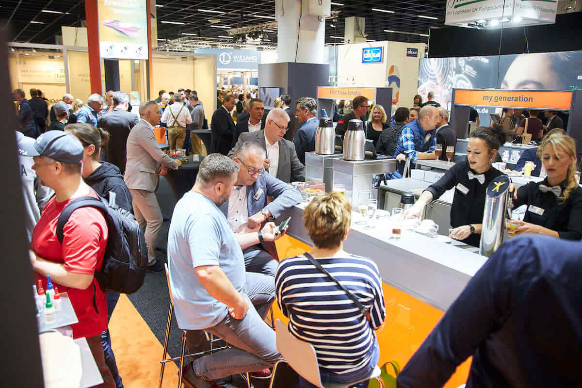 Über 4.400 Besucher informierten sich im Jahr 2019 auf der Fachmesse „Orthopädie Schuh Technik“ in Köln über den aktuellen Stand der Orthopädieschuhtechnik. (Foto: Christian Volk/C. Maurer Fachmedien)