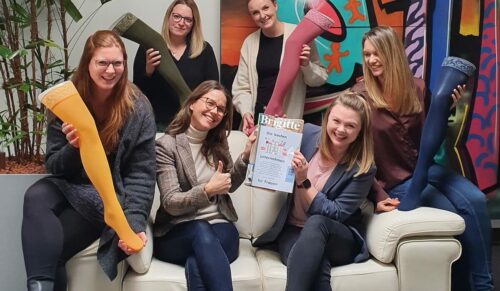 Das Employer-Branding-Team freut sich über die Ergebnisse der Brigitte-Arbeitgeberstudie (v.l.): Pia Grasser, Debora Bähring, Eva Rudroff, Angelina Jäger, Cornelia Panten und Steffi Schwitalla. (Foto: Ofa Bamberg)