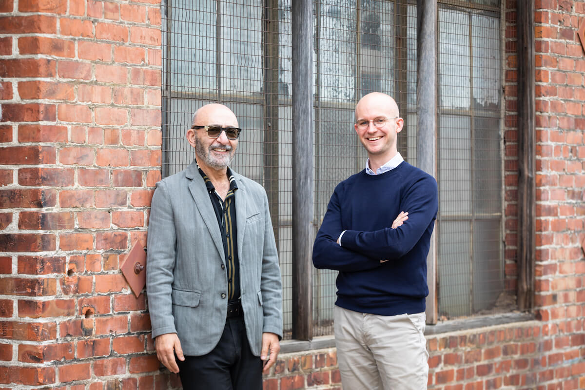 Der Gründer und bisherige CEO von SuitX, Prof. Dr. Homayoon Kazerooni (l.), bleibt dem Unternehmen als Chief Scientist erhalten. Dr. Samuel Reimer (r.) leitet das US-Geschäft von Ottobock Bionic Exoskeletons. (Foto: Ottobock)