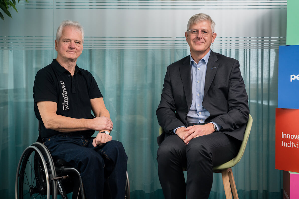 Jalle Jungnell, Eigentümer von Panthera (l.), und Bengt Thorsson, CEO und Vorsitzender von Permobil. (Foto: Permobil)