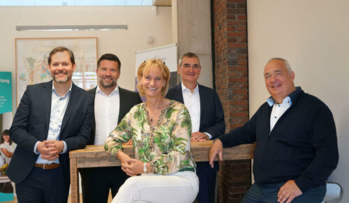 Von links: Stefan Ott, Dr. Peter Oertel, Martina Schuster, Hubert Rimpl, Norbert Schütze. (Foto: PubliCare)