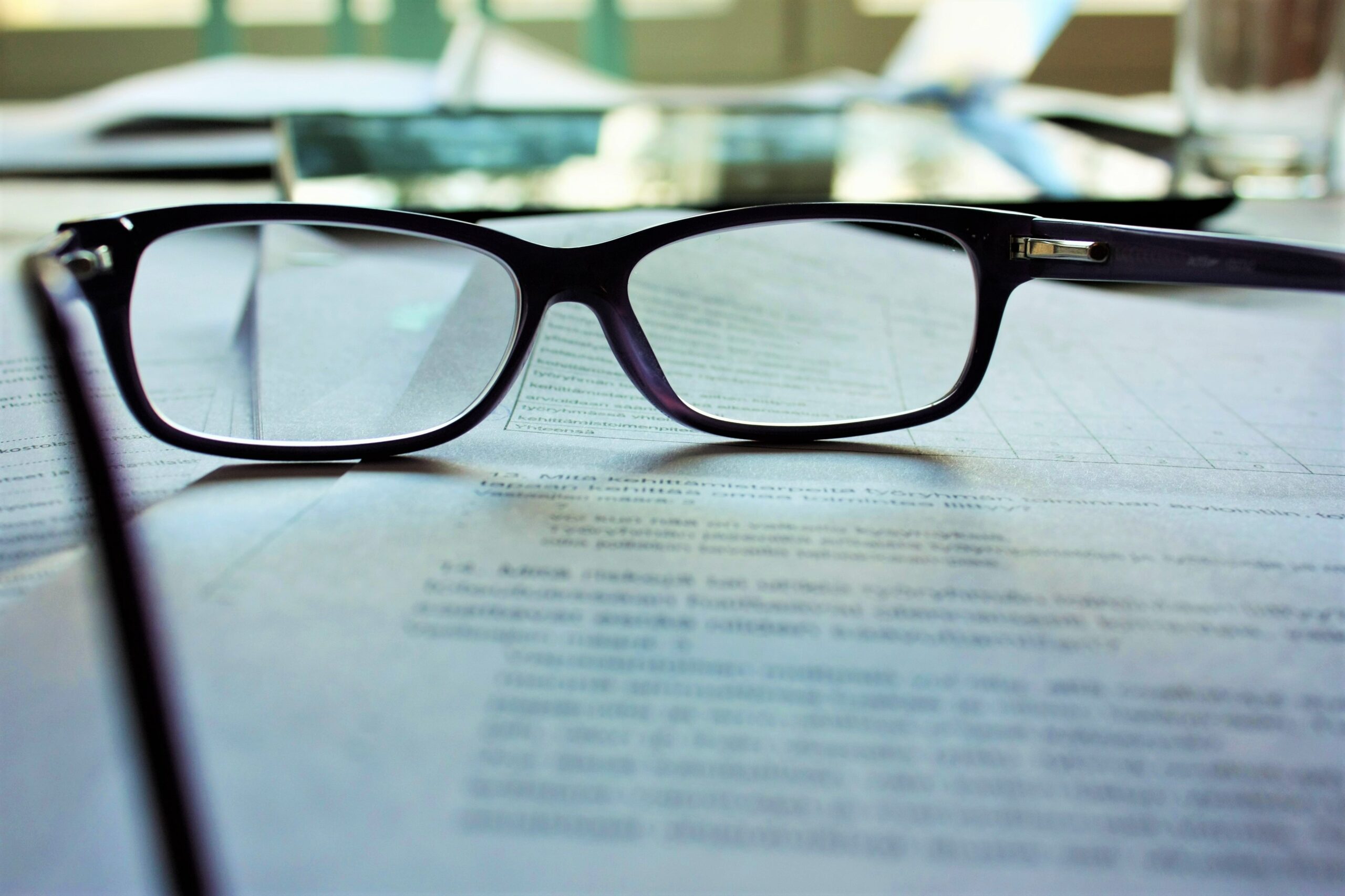Digital den Durchblick behalten: GWQ ServicePlus AG und SpectrumK launchen gemeinsam den Onlinebeitrittsmanager. (Foto: Unsplash)