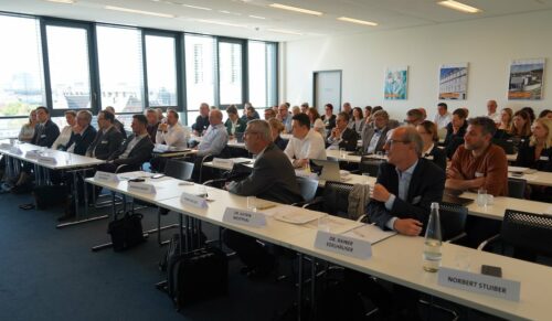 Plenum der MDR-Branchenkonferenz 2023 (Foto: BVMed)