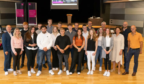 Start in die Ausbildung bei Medi. (Foto: Medi)