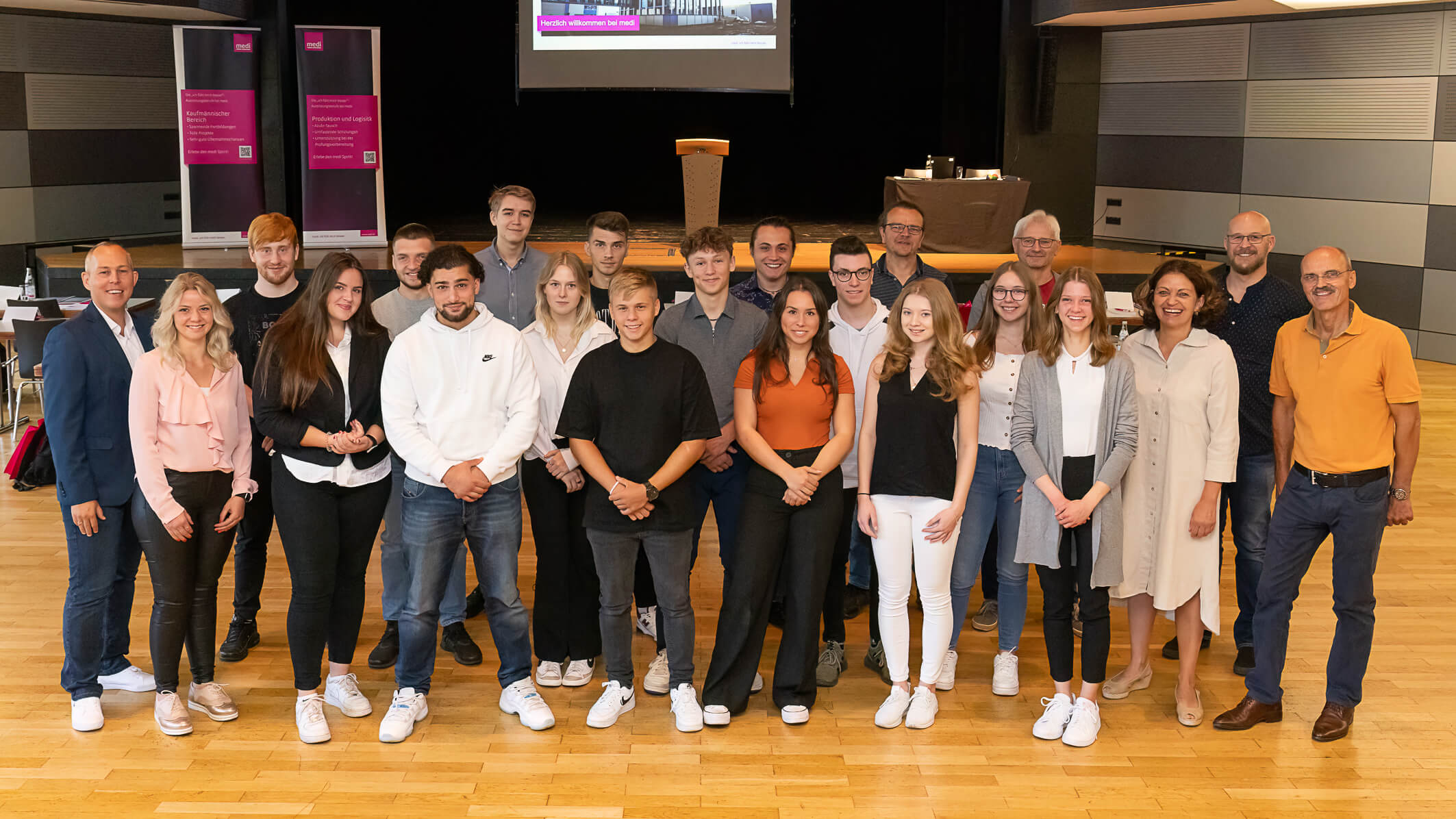 Start in die Ausbildung bei Medi. (Foto: Medi)