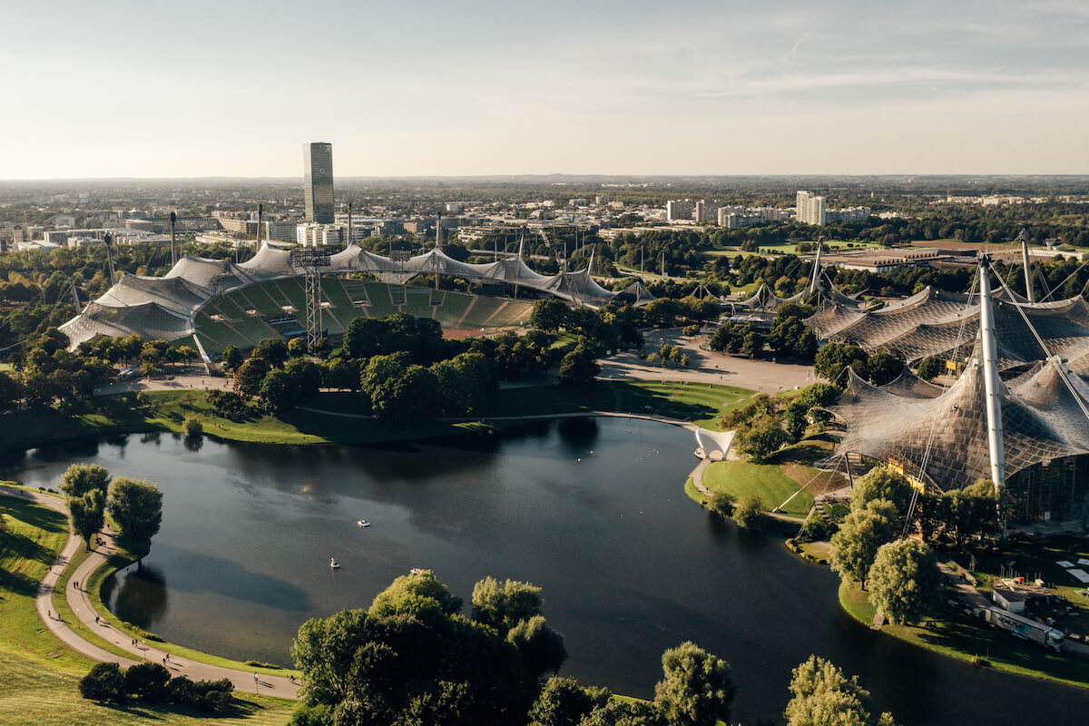 Der Hilfsmittelhersteller Medi geht eine Kooperation mit dem Olympiastützpunkt Bayern mit Hauptsitz im Olympiazentrum München ein. (Foto: Fabian Stoffers)