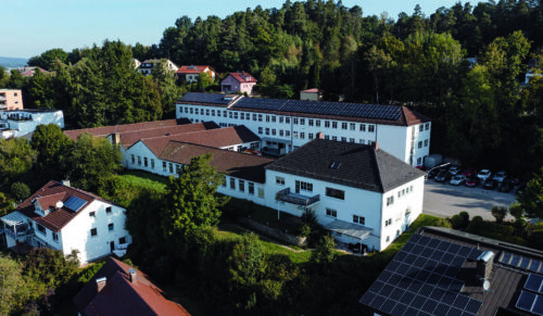 Varomed hat seinen Unternehmenssitz in Cham, Oberpfalz. (Foto: Varomed)