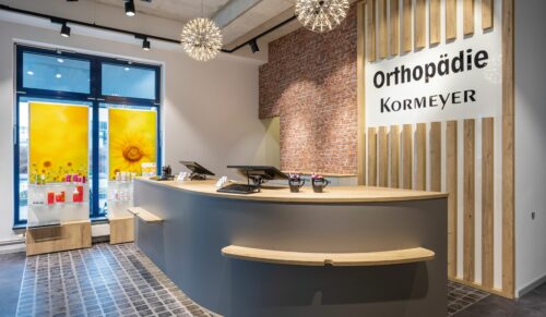 Der Ladenbauspezialist OBV hat den Umbau bei Kormeyer OT verantwortet. (Foto: Kormeyer)