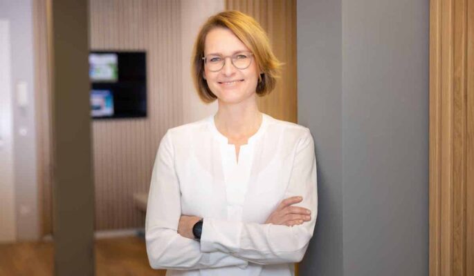 Jana Meuter ist Fachärztin für Gefäßchirurgie, Phlebologie und Lymphologie und seit April 2023 mit einer eigenen Privatpraxis in Bocholt ansässig. (Foto: Jana Meuter)