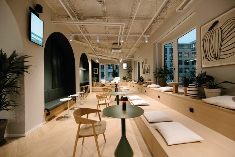 Attraktiv gestaltet: die Gesundheitsfläche von Eterno Health in Hamburg. (Foto: Eterno Health)