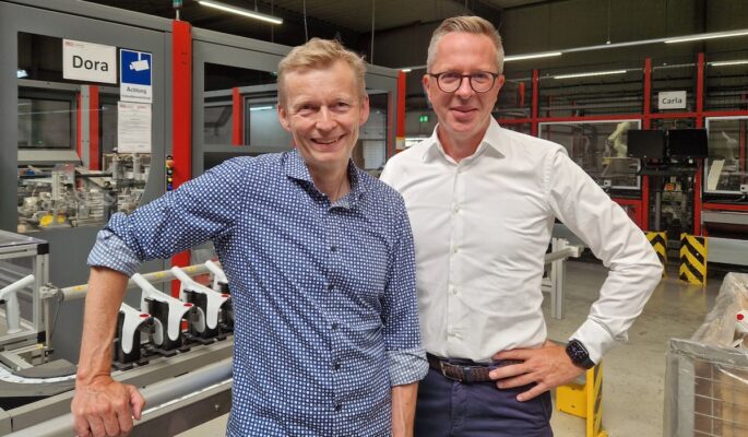 Olaf Bock (l.) vom Investor Zwei.7 und der neue Ossenberg-Geschäftsführer Jörg Buschbell. (Foto: Ossenberg)