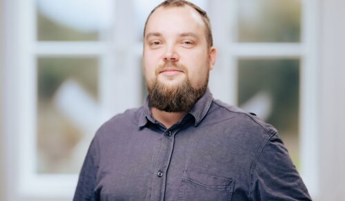 Christian Voigt ist Pflegewissenschaftler und Versorgungsforscher der Deutschen Schlaganfall-Hilfe. (Foto: Besim Mazhiqi)