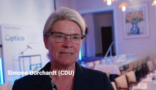 Am Rande der Netzwerkveranstaltung GP 100 sprach GesundheitsProfi mit Simone Borchardt. (Foto: Screenshot)
