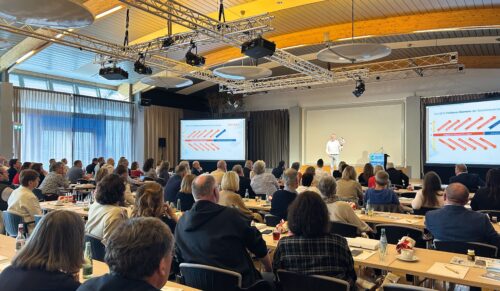 Das Publikum des 13. Bequemschuhsymposiums in Zeulenroda. (Foto: Berkemann)