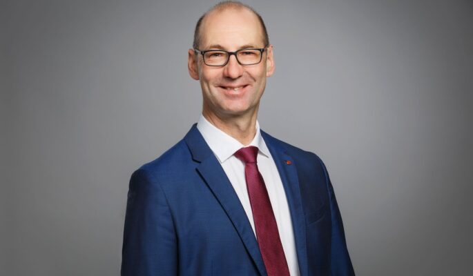 Professor Dr. med. Markus Steinbauer, Chefarzt der Klinik für Gefäßchirurgie am Krankenhaus Barmherzige Brüder Regensburg (Foto: privat)