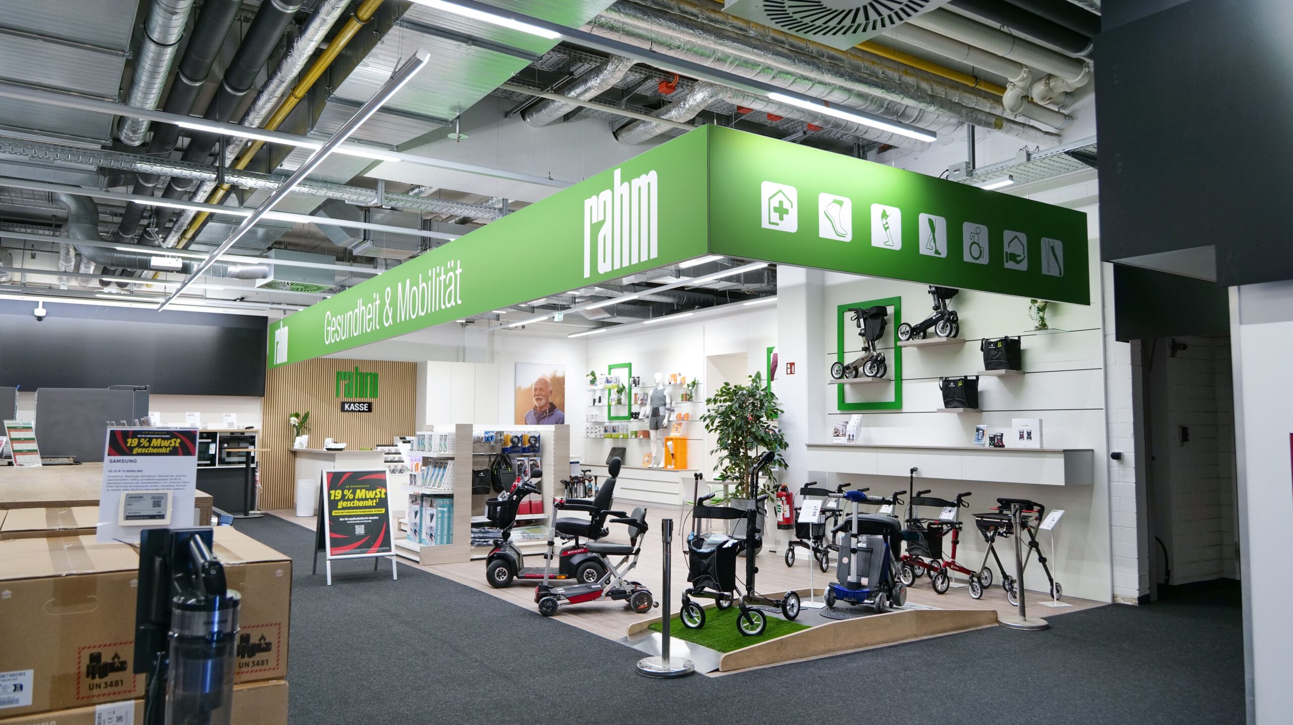 So sieht das Shop-in-Shop-Konzept von Rahm beim Elektronikanbieter Media Markt in Düren aus.  (Foto: Rahm)
