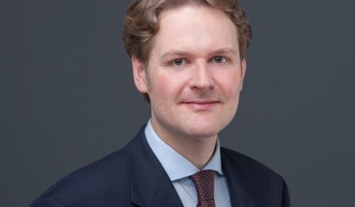 Dr. Richard Ochmann, Projektleiter Gesundheitspolitik am IGES Institut, stellte die Ergebnisse der Öffentlichkeit vor. (Foto: IGES Institut)