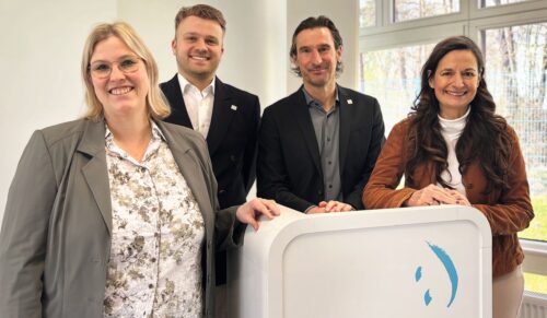 v.l. Karin Glund, Dominik Schindelar, Dr. Christian Gentner, Anja Faber-Drygala (Foto: Sanitätshaus Aktuell AG)