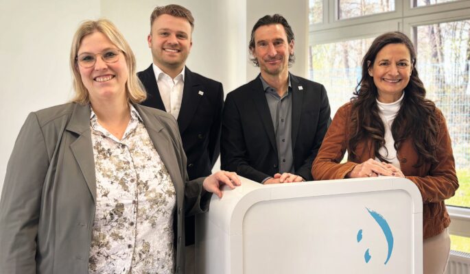 v.l. Karin Glund, Dominik Schindelar, Dr. Christian Gentner, Anja Faber-Drygala (Foto: Sanitätshaus Aktuell AG)