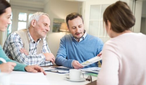 Beratung von Patienten und Angehörigen. (Foto: Fresenius Kabi)