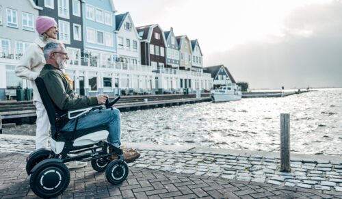 Ergoflix stellt ersten eigenen E-Rollstuhl „Vario“ vor. (Foto: ergoflix Group GmbH)