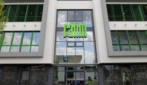 Vor kurzem hat das Sanitätshaus Rahm sein neues Technologie- und Innovationscenter (TIC) eröffnet. (Foto: Rahm)