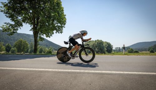 Tina Grieger ist Lehrerin, Triathletin und kann sich ein Leben ohne Sport nicht vorstellen. Die Europameisterin ihrer Altersklasse erfüllte sich mit der Teilnahme am Ironman Hawaii einen langjährigen Traum. (Foto: Florian Maßen)