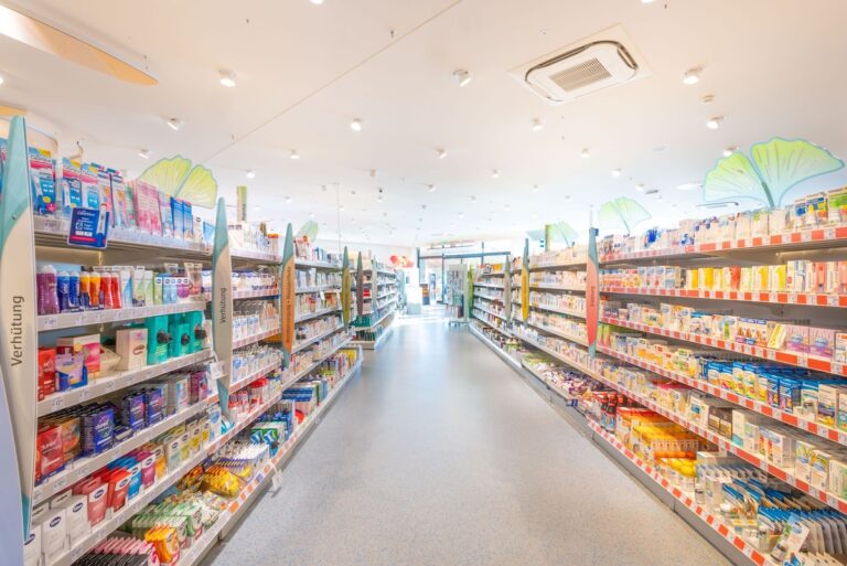 Gesundheit gehört zu den fünf Sortimentsschwerpunkten von dm. (Foto: dm – Drogeriemarkt)