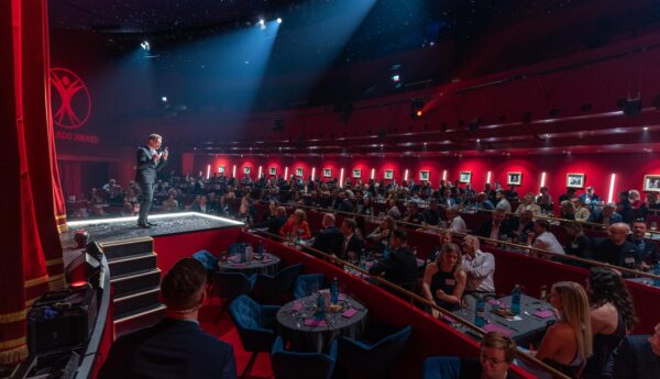 Eindrücke vom Leonardo Award 2026 im Apollo Varieté in Düsseldorf. (Foto: Kim Fotografie)